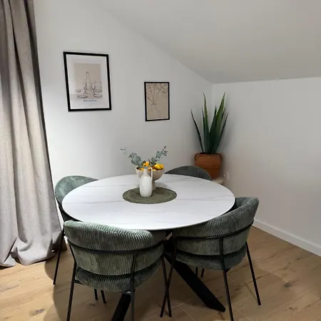 Modern Design I Stylish & Comfortable *