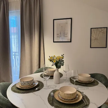 Modern Design I Stylish & Comfortable I Split Apartmán Solin